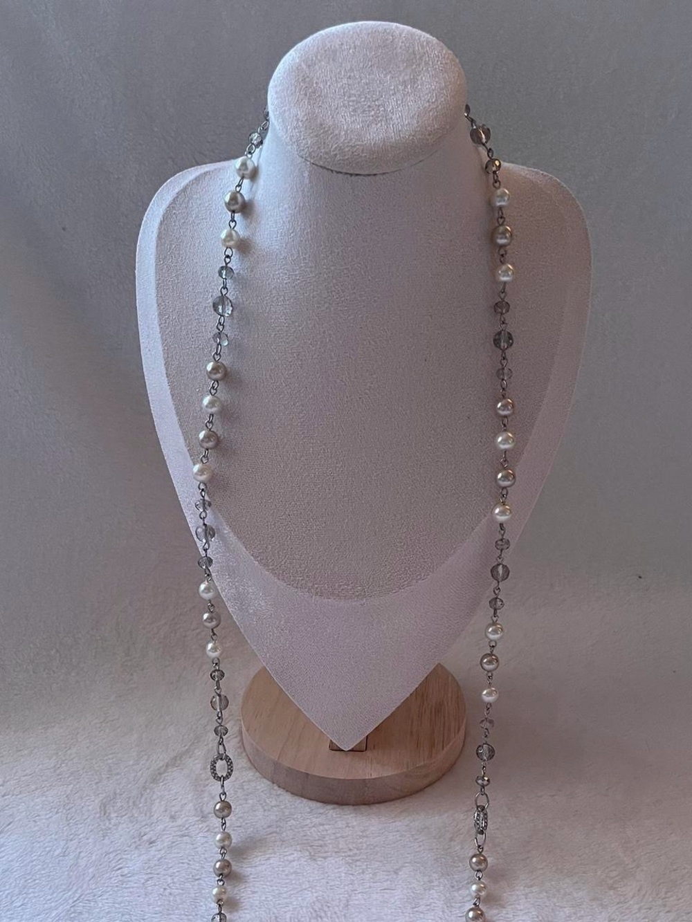 Elegant Charming Charlie Pearl & Crystal Long Necklace - Picture 4 of 6